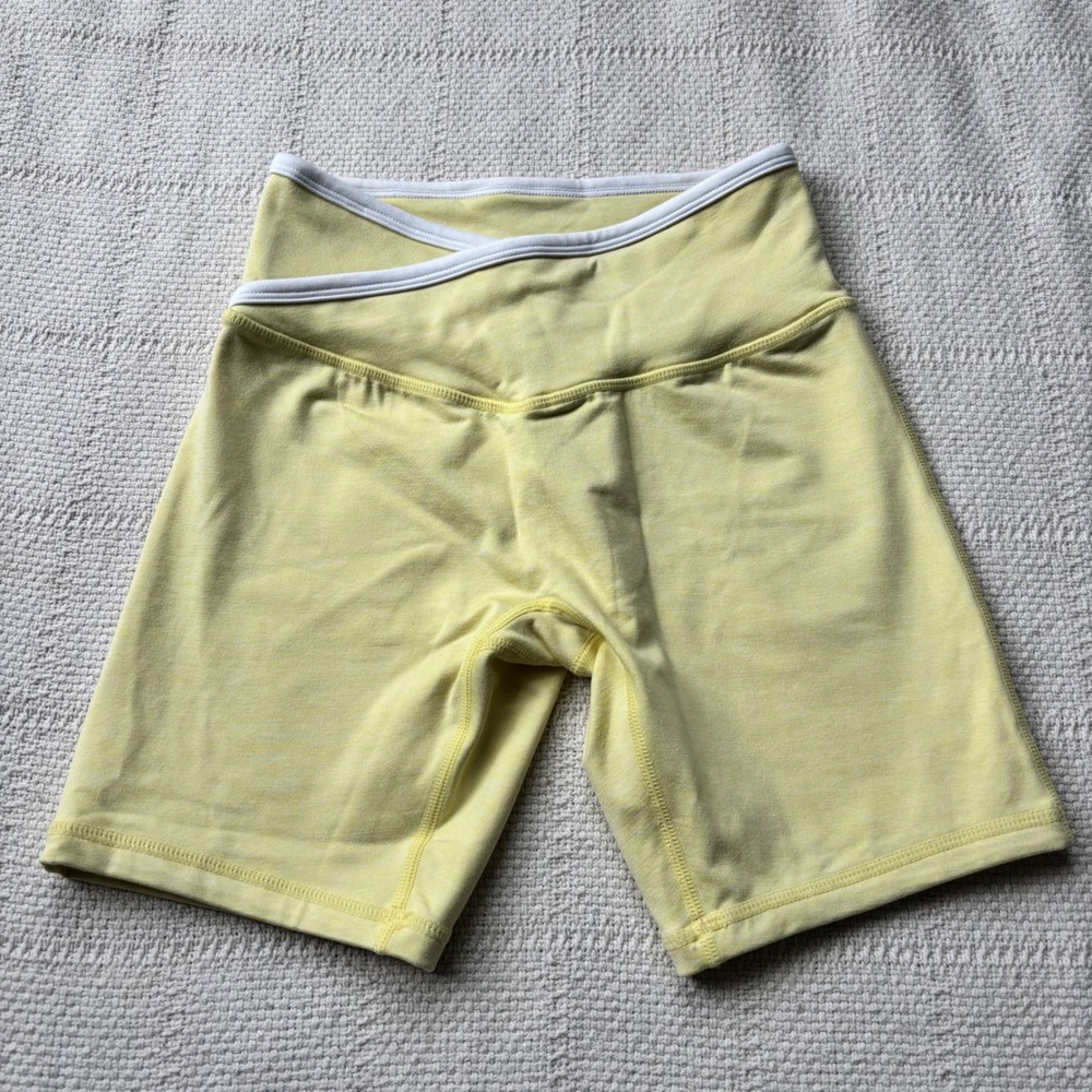 Women's XS BUFFBUNNY Dream Heather Contrast Shorts in Sunbeam Yellow